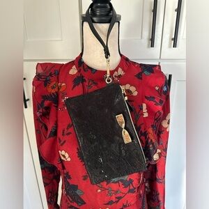 Victoria’s Secret Black Floral  Lace Small Clutch 8” X 5” Plastic Lined Gold Bow